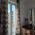 公寓 Ehemaliger Palast, Malerische Wohnung, Seeblick, Stellplatz